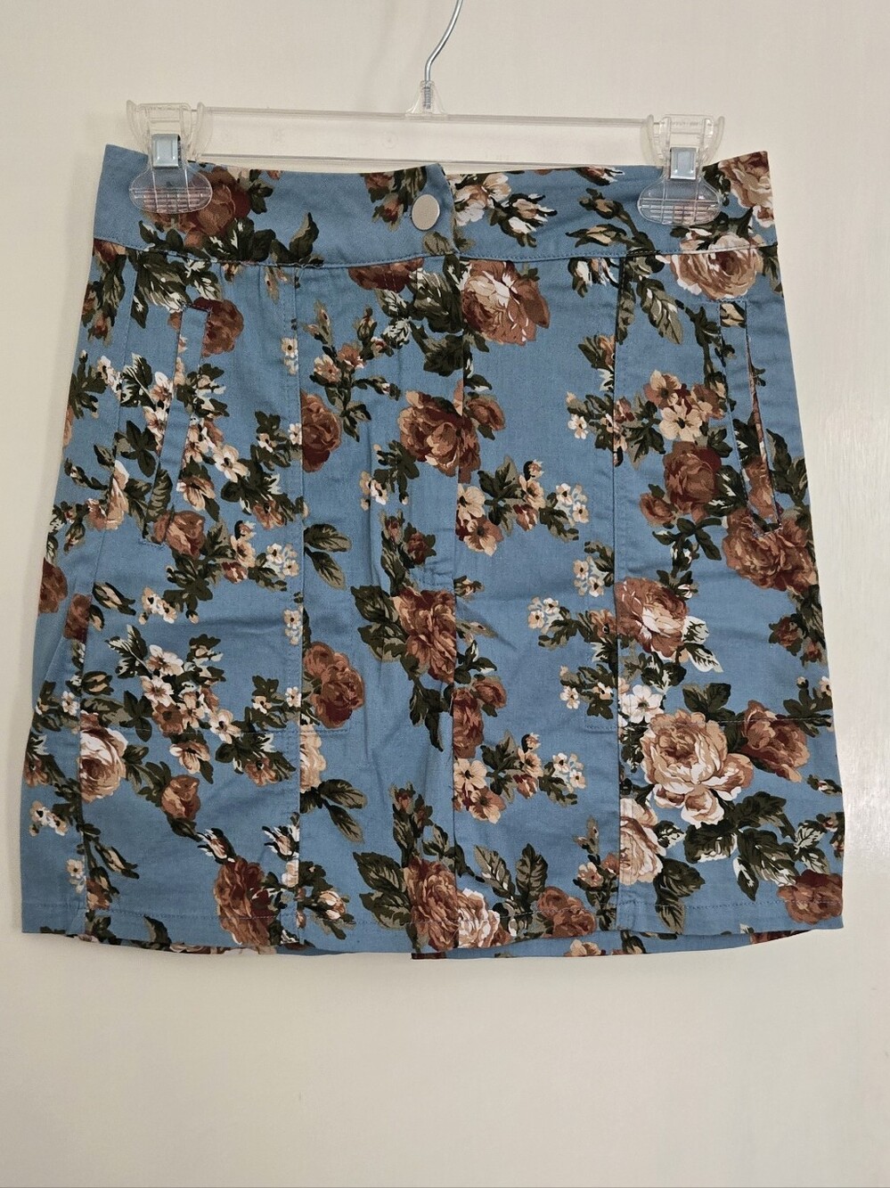 Secret Treasures Blue Floral Mini Skirt